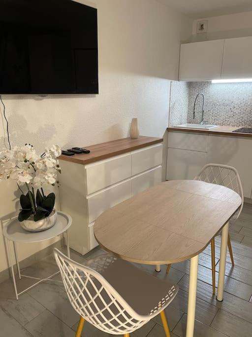 Appart Frontignan Sur La Plage, Piscine, Wifi, Tv, Netflix エクステリア 写真